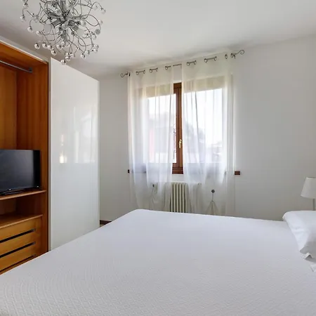 Hébergement de vacances Da Ricky App 5 Peschiera del Garda